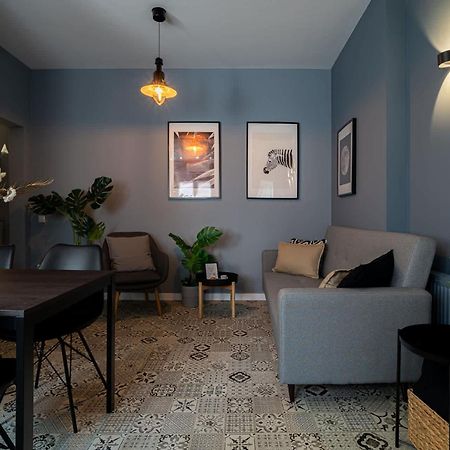 Chic Black & White 2Br Retreat On Dambovitei Bukarest Exterior foto